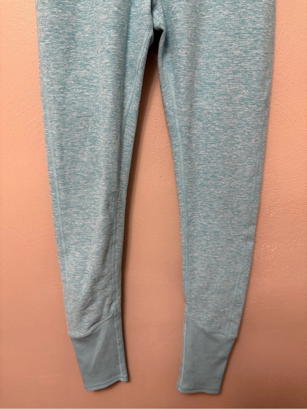 ALO High Waist Lounge Legging in Blue Quartz Heather Size Medium - Picture 4 of 10